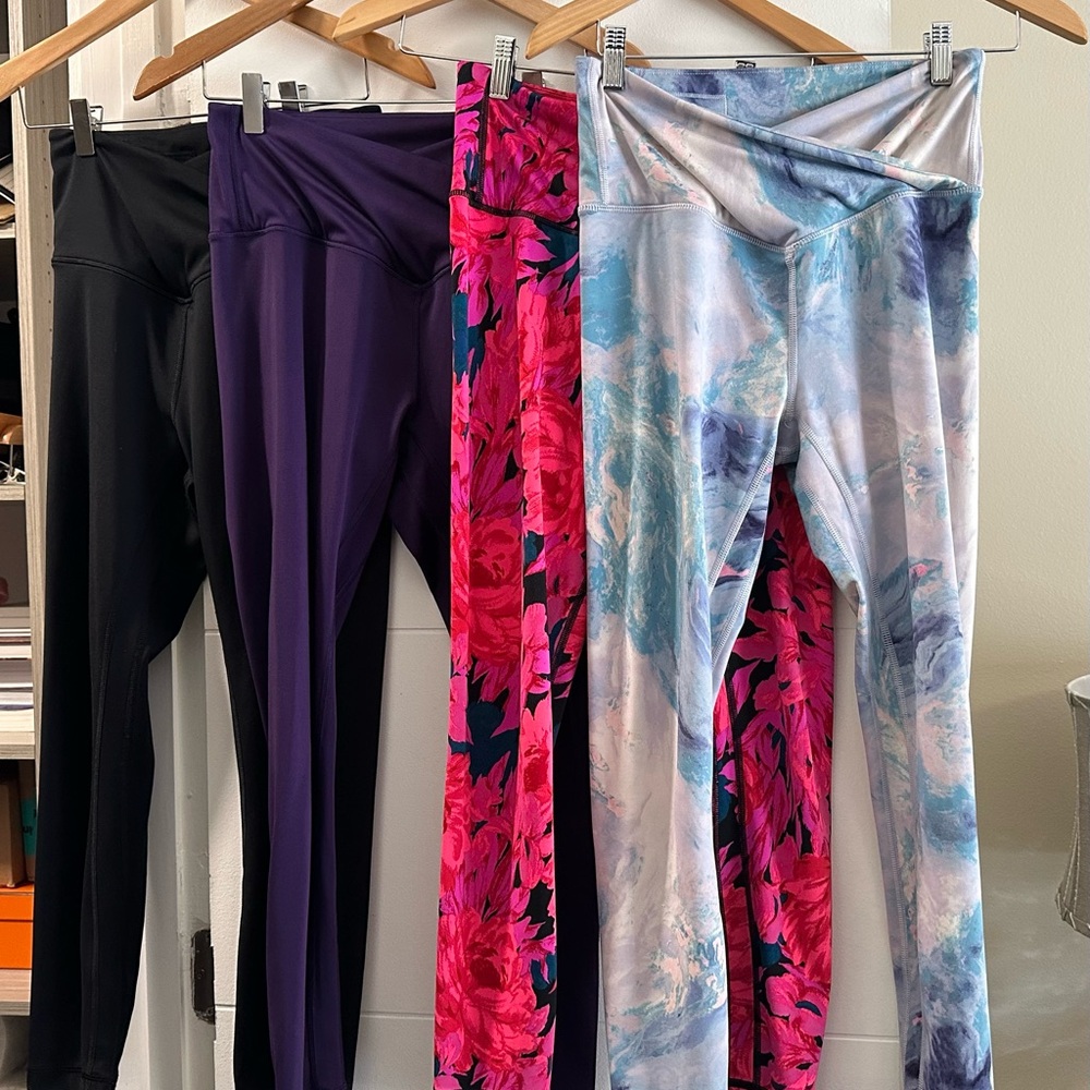 Victoria's Secret Leggings Set - Picture 2 of 3